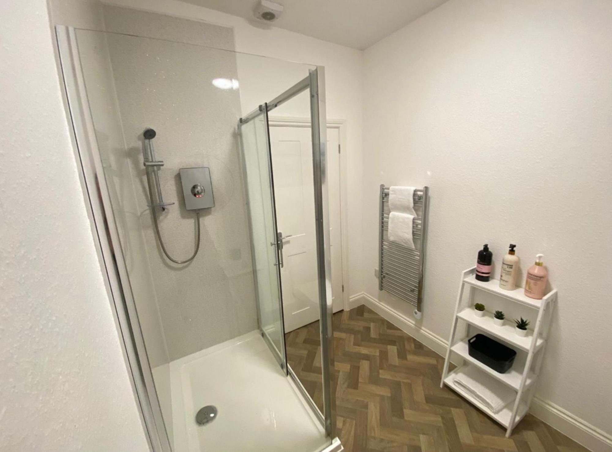 Seaside Escape In Central Bournemouth Spacious Stylish & Inviting Urban Heights Exterior photo
